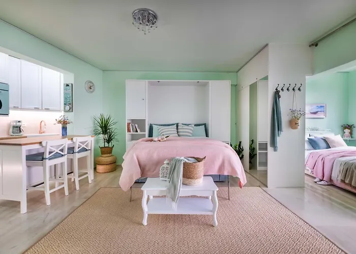 Lydia\'S Luxury Apartment