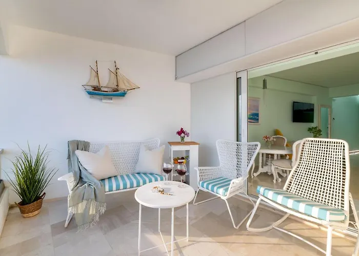 Lydia\'S Luxury Apartment